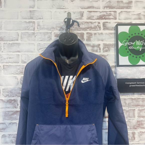 Nike Blue Performance Jacket with 1/2 zip  Neck - Picture 5 of 7